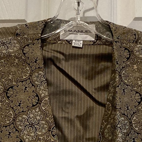 Emanuel Pattern Vest, Medium, gold, black - Picture 2 of 3